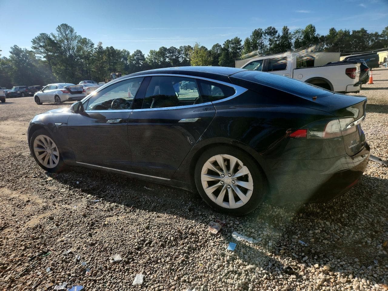 2016 Tesla Model S - foto 2