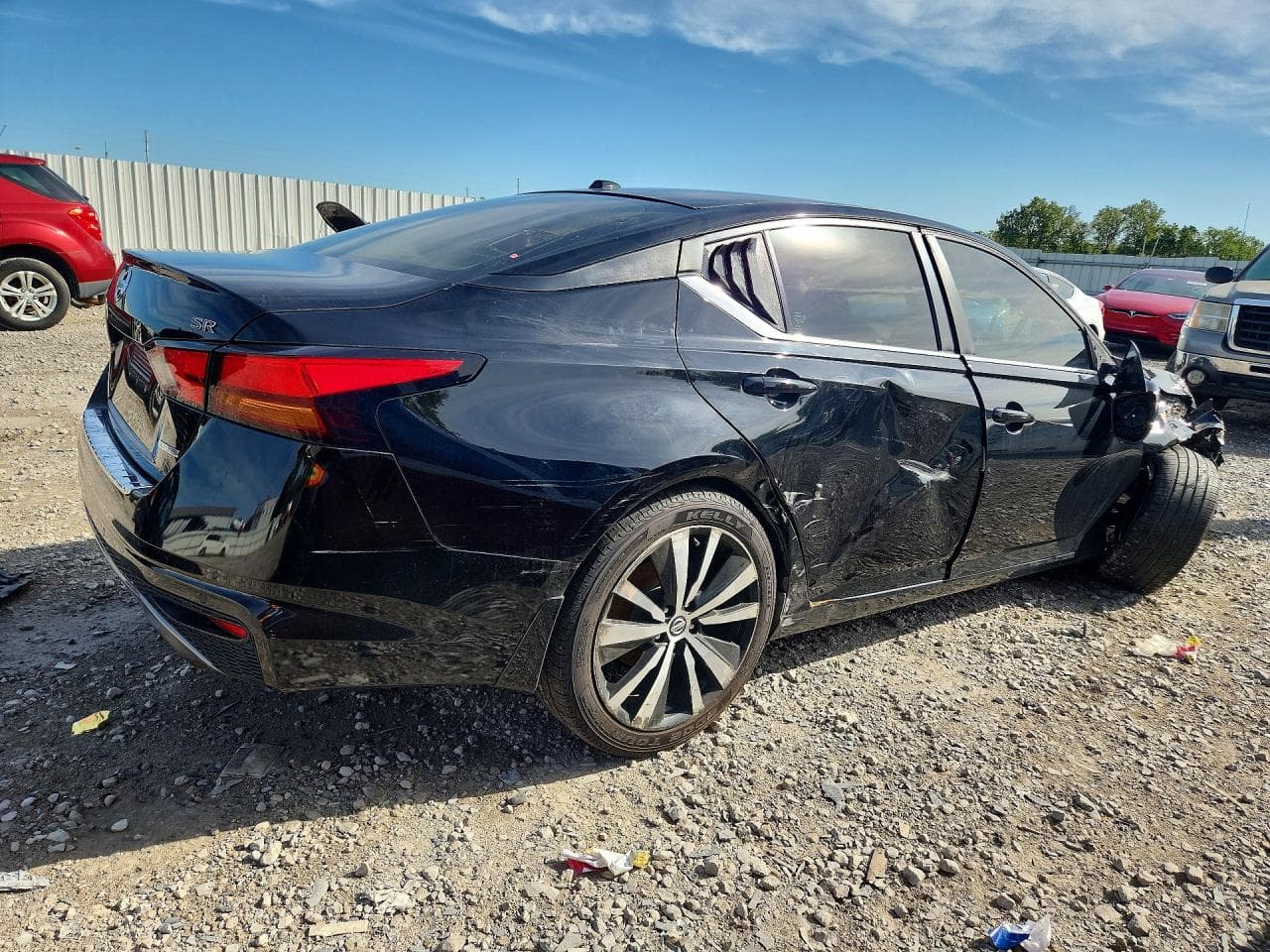 2020 Nissan Altima Sr - foto 3