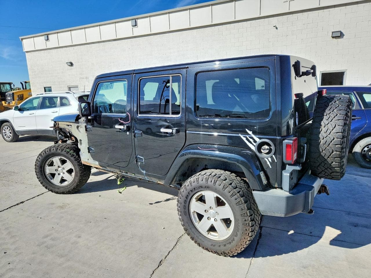 2011 Jeep Wrangler Unlimited Sahara - foto 2