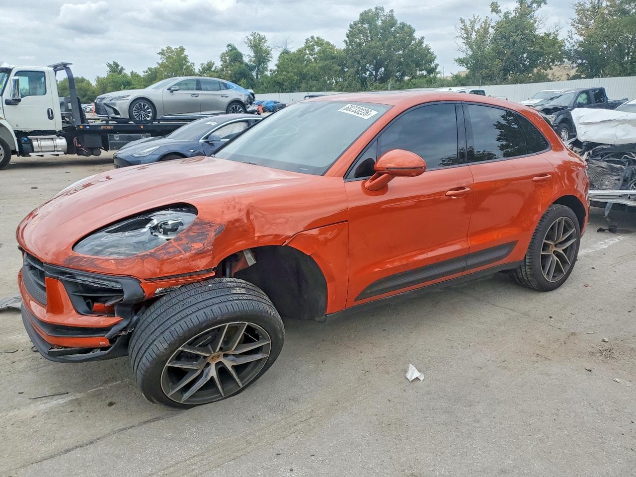 2025 Porsche Macan Base