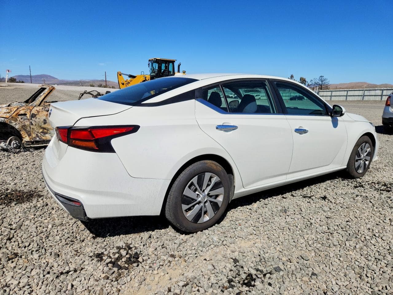 2020 Nissan Altima S - foto 3