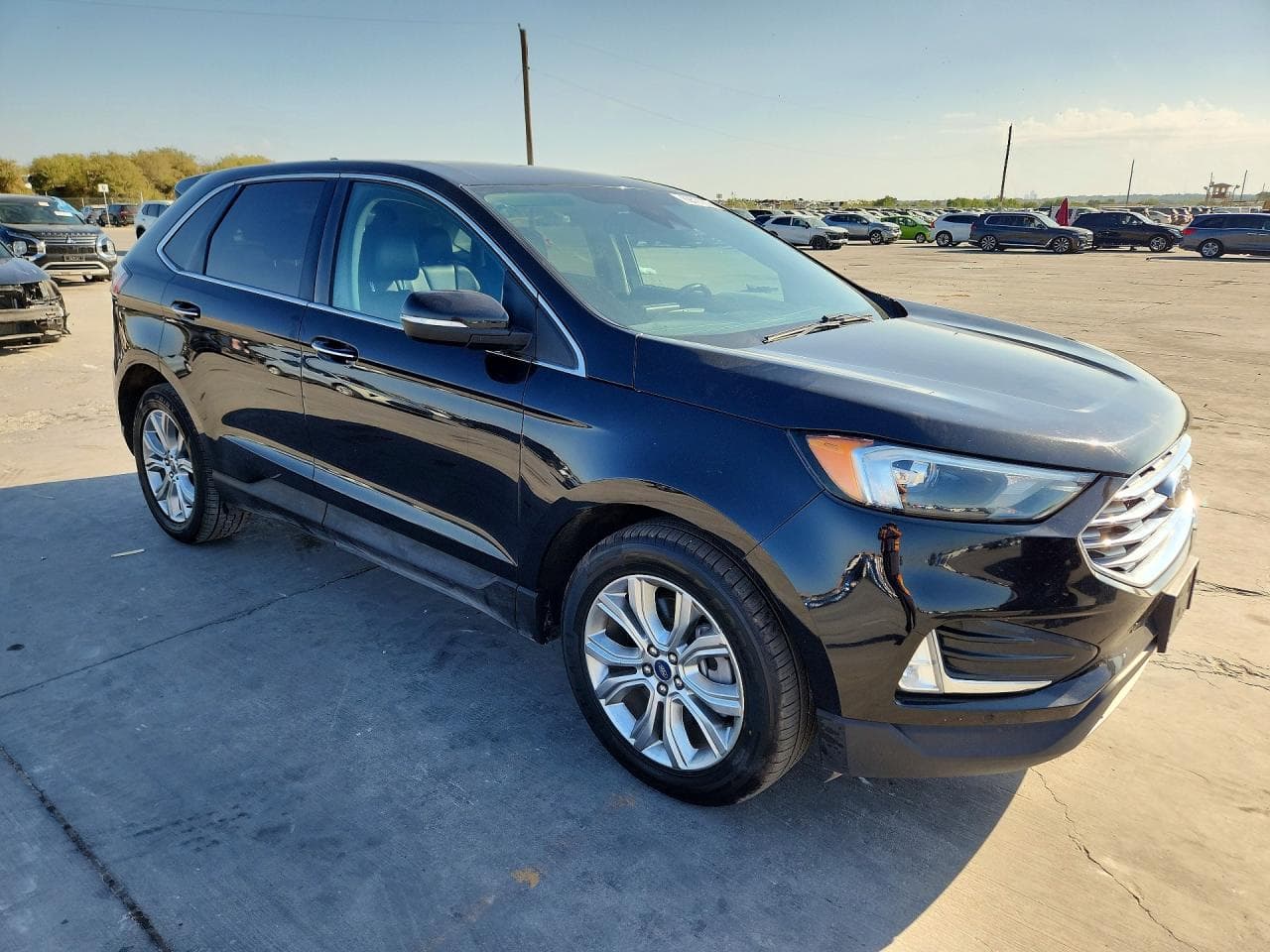 2022 Ford Edge Titanium - foto 4