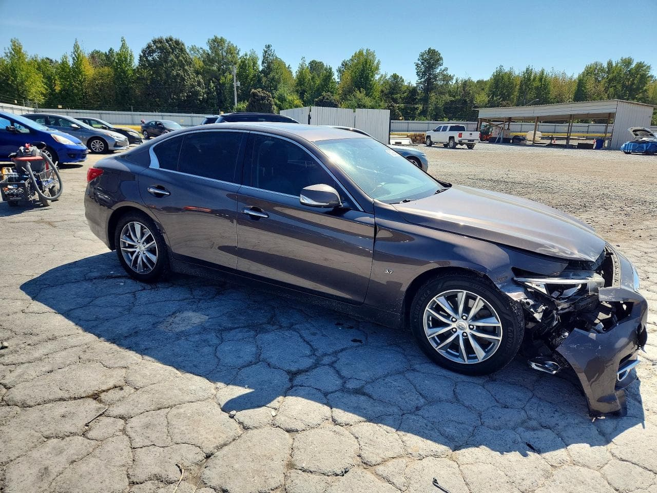 2015 Infiniti Q50 Premium - foto 4