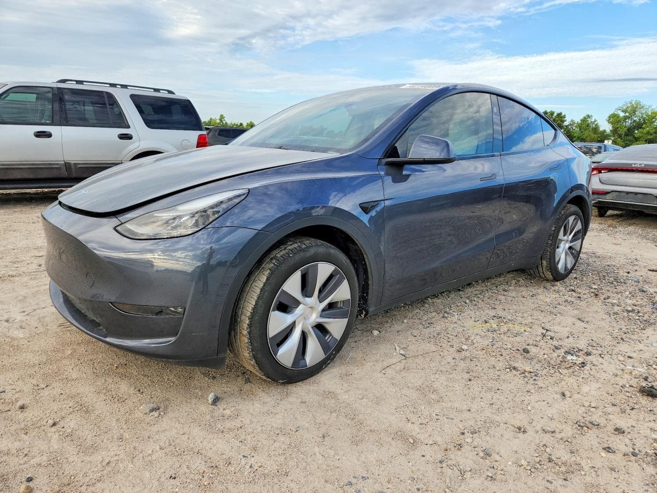 Tesla Model Y 2023 z USA