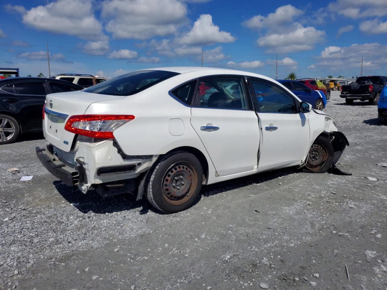 2013 Nissan Sentra S - foto 3