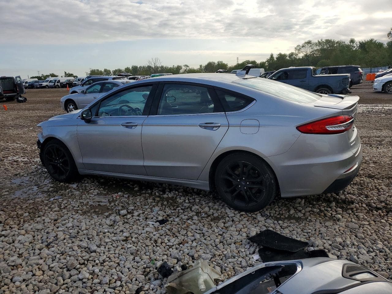 2020 Ford Fusion Se - foto 2