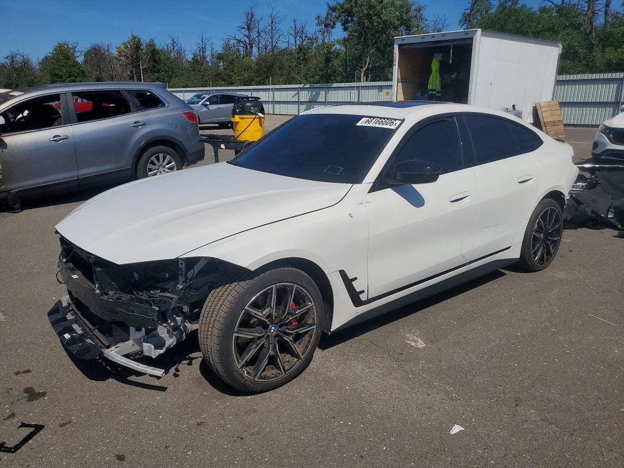 BMW i4 2024 z USA