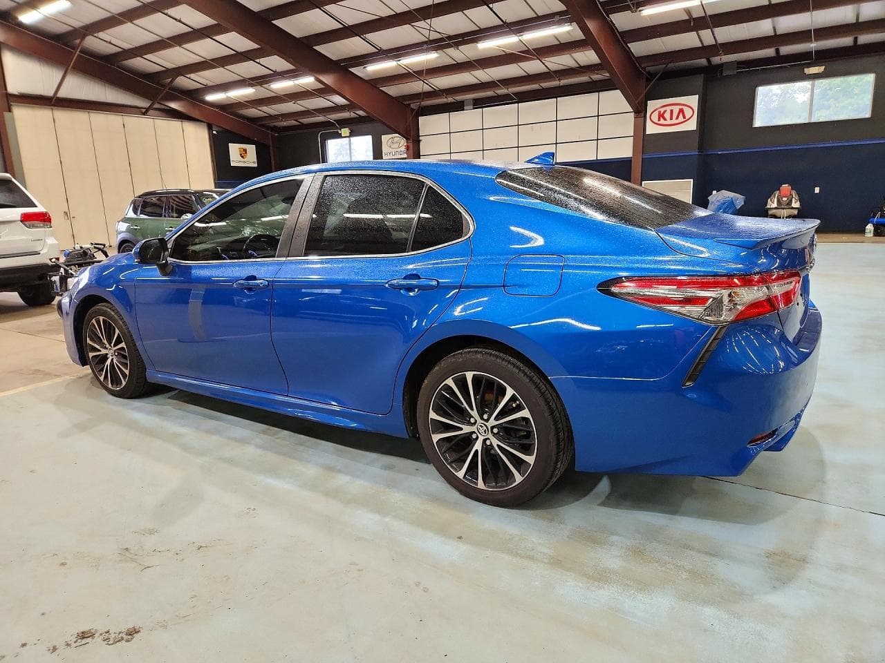2019 Toyota Camry Se - foto 2