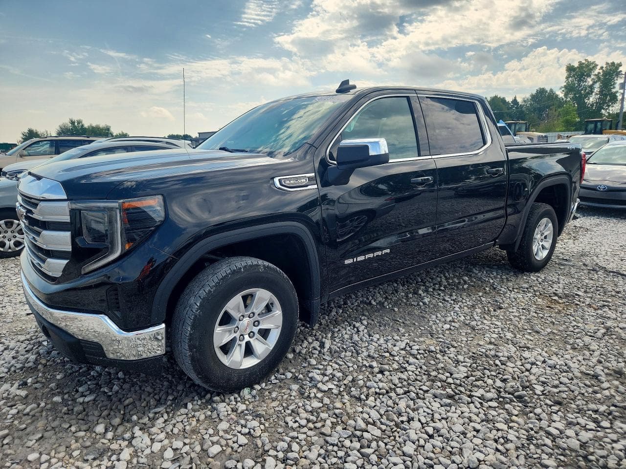 GMC Sierra 2023 z USA