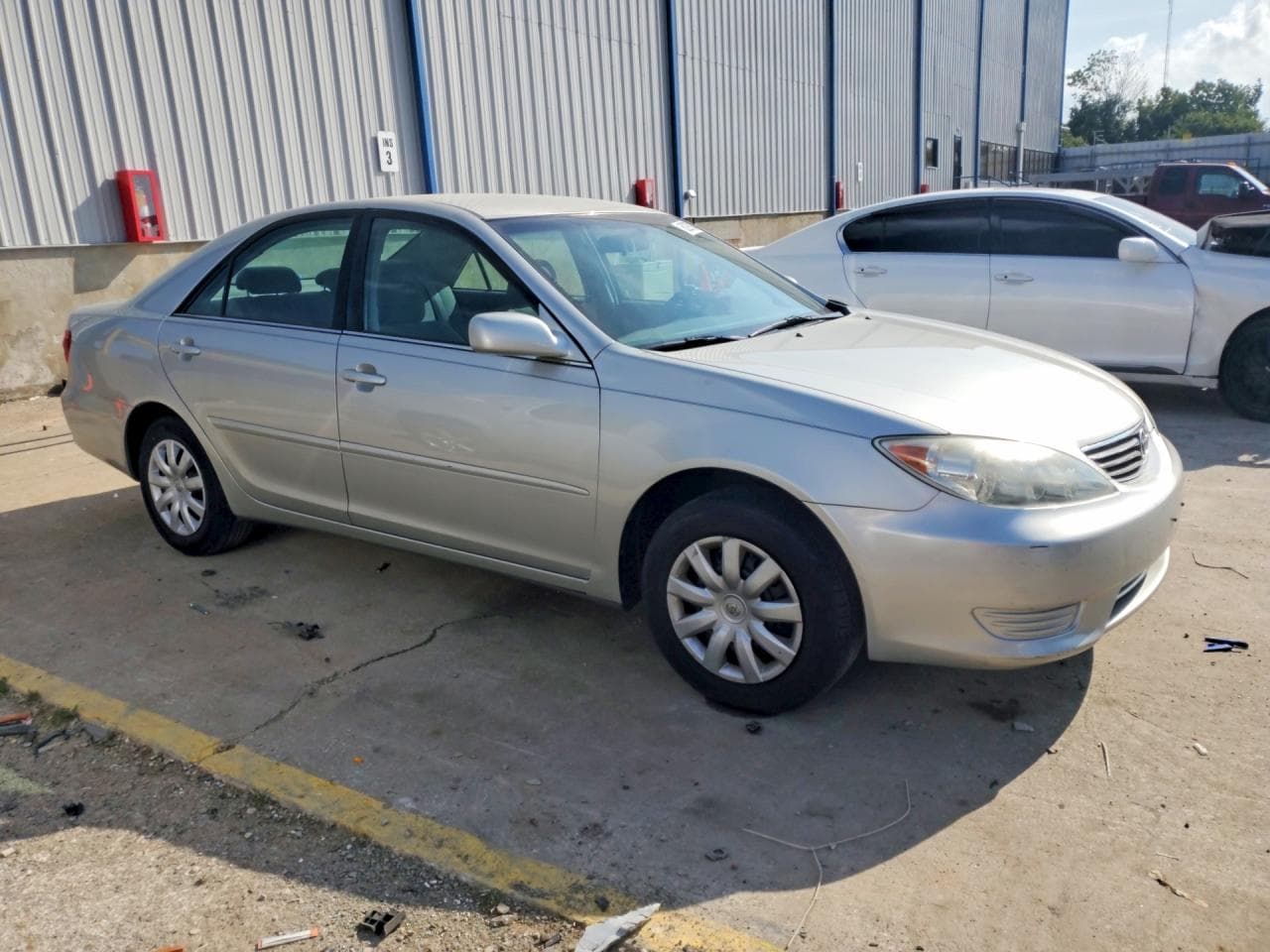 2005 Toyota Camry Le - foto 4