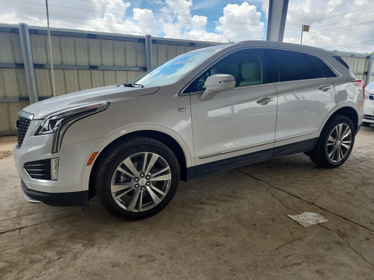 Cadillac XT5 2024 z USA
