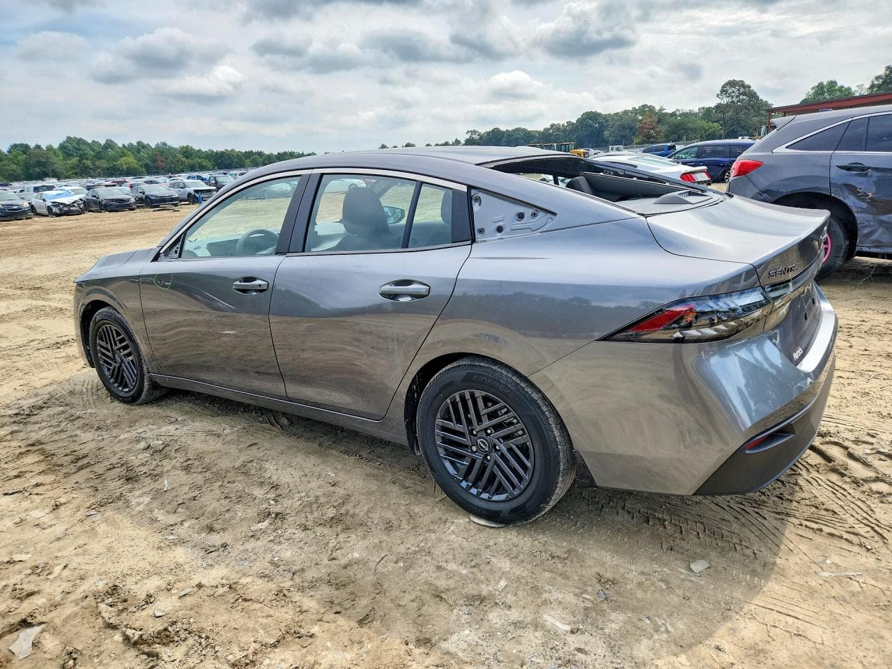 2026 Nissan Sentra Sv - foto 2