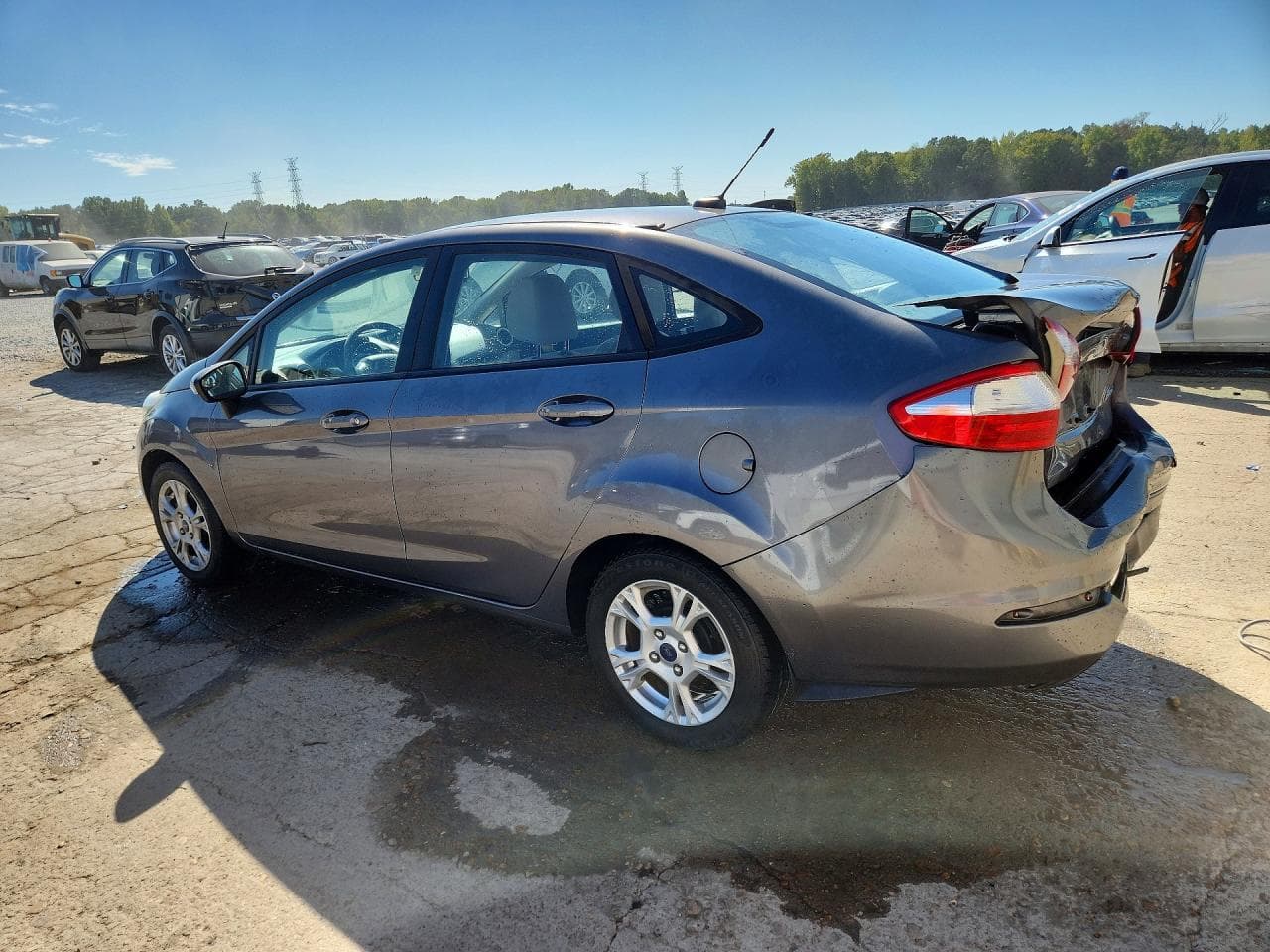 2014 Ford Fiesta Se - foto 2