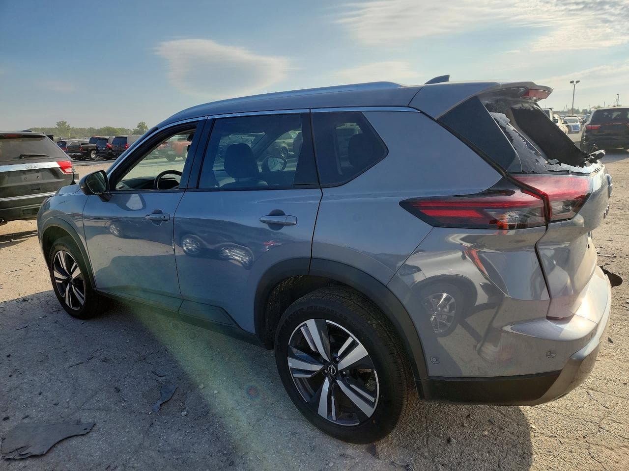 2026 Nissan Rogue Sl - foto 2