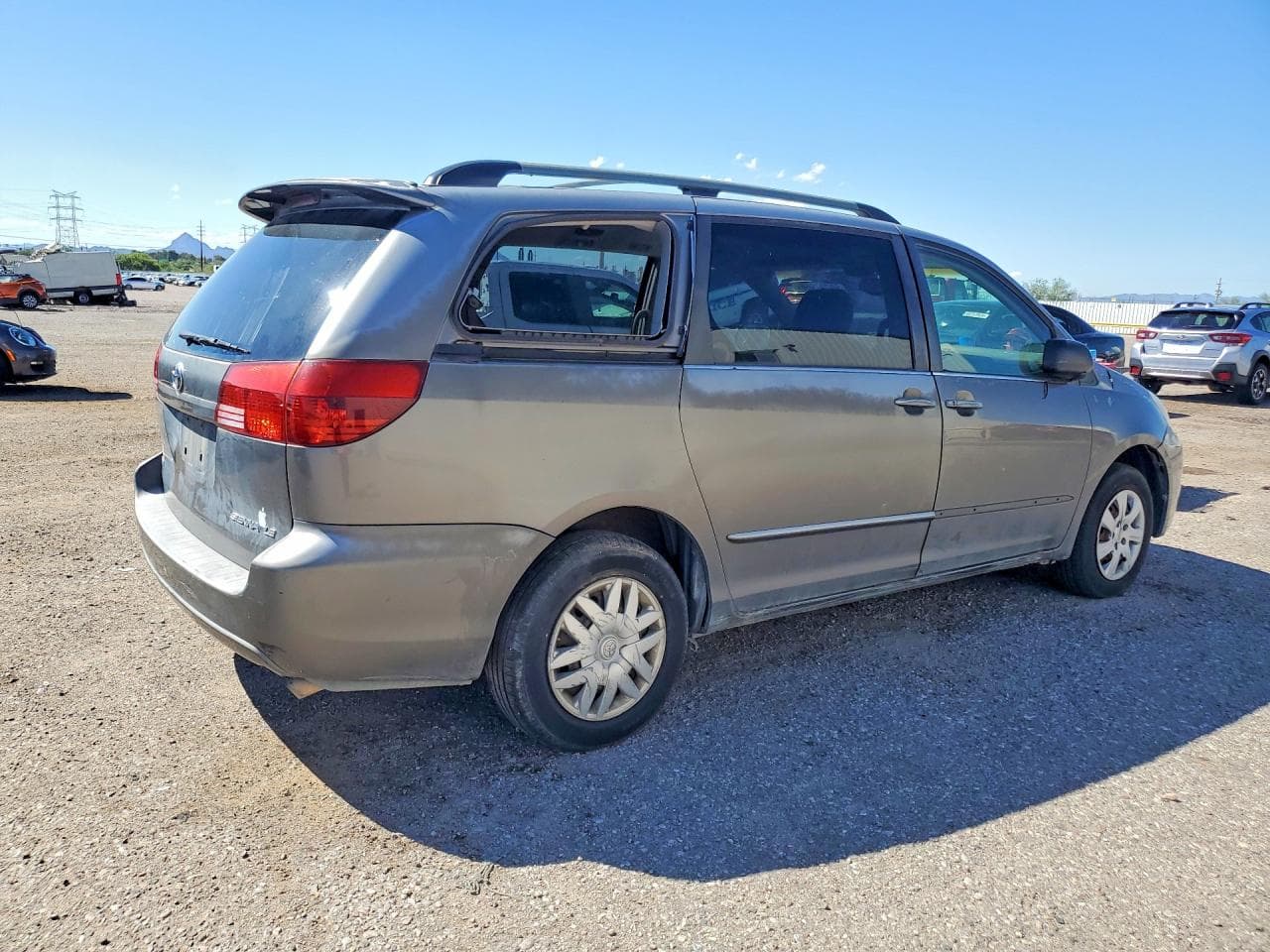2005 Toyota Sienna Le 7 Passenger - foto 3