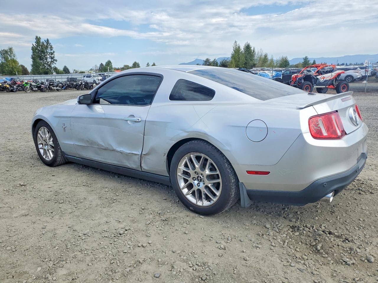 2012 Ford Mustang - foto 2