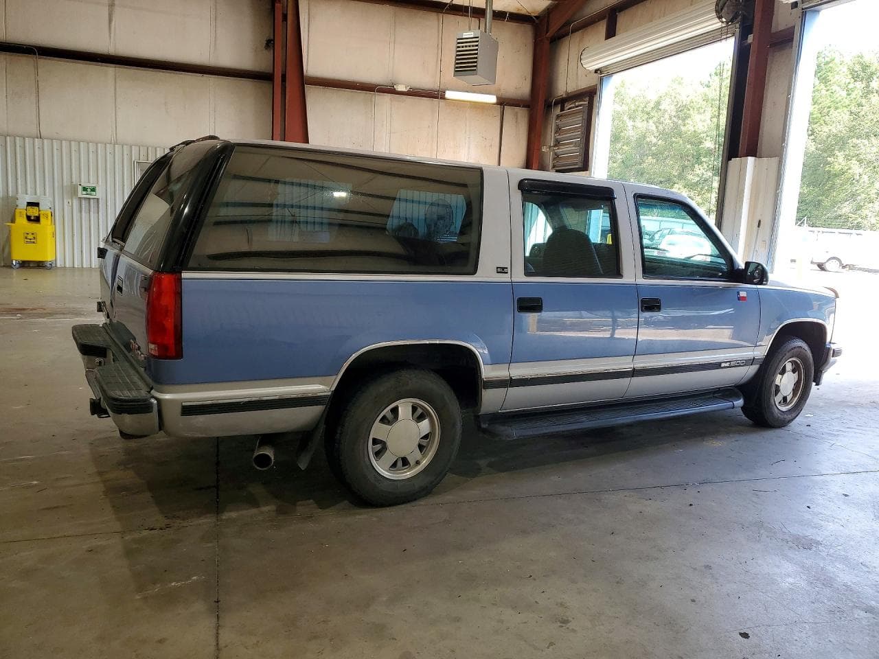 1994 GMC Suburban C1500 - foto 3