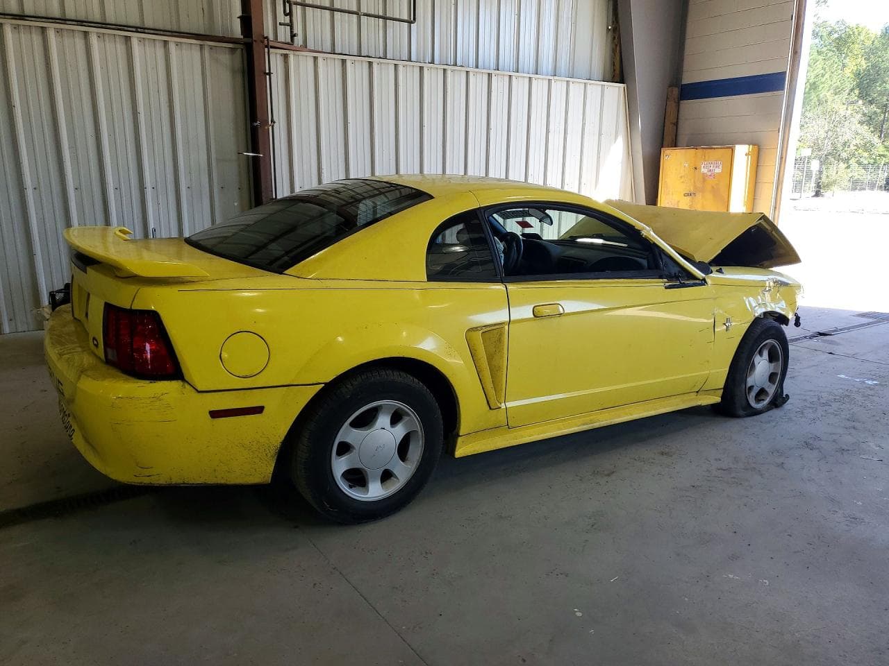 2001 Ford Mustang - foto 3