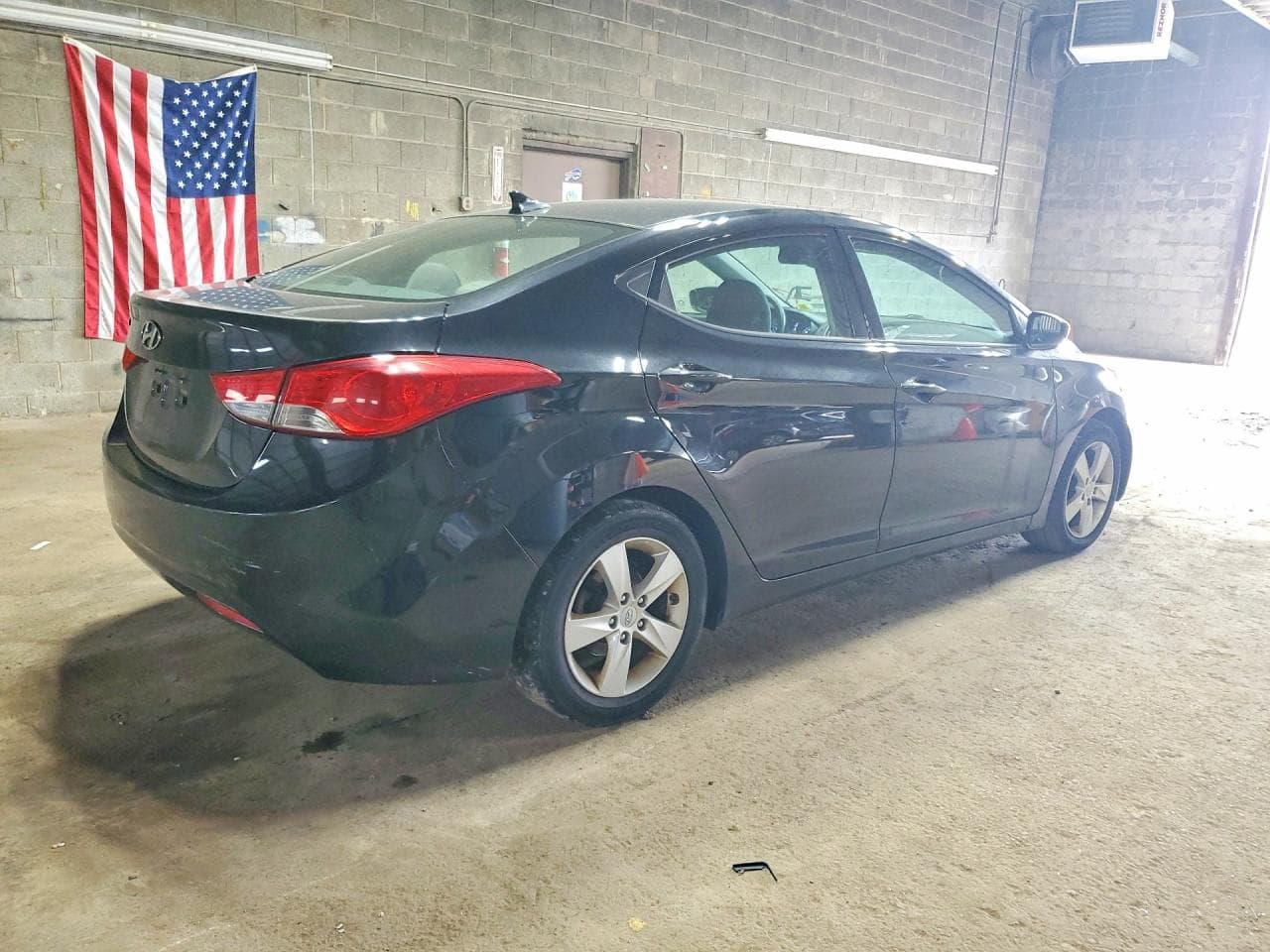 2013 Hyundai Elantra Gls - foto 3