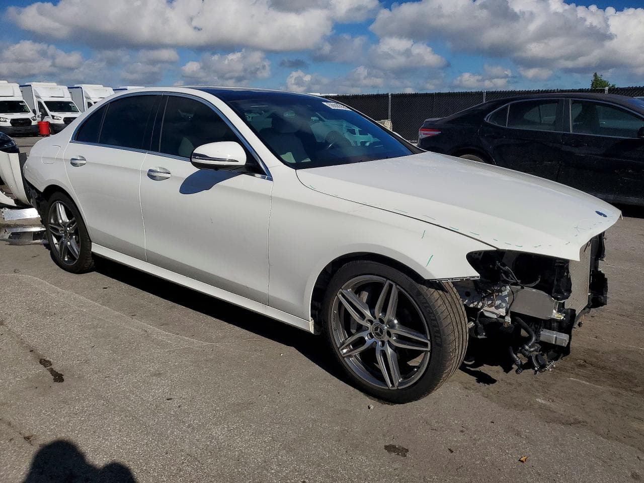 2020 Mercedes-Benz E 350 - foto 4