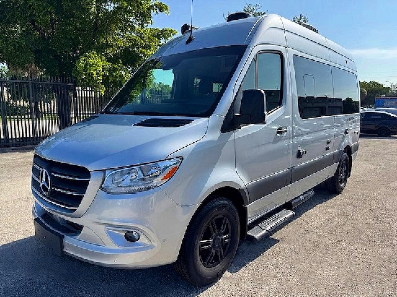 Mercedes-Benz Sprinter 2022 z USA