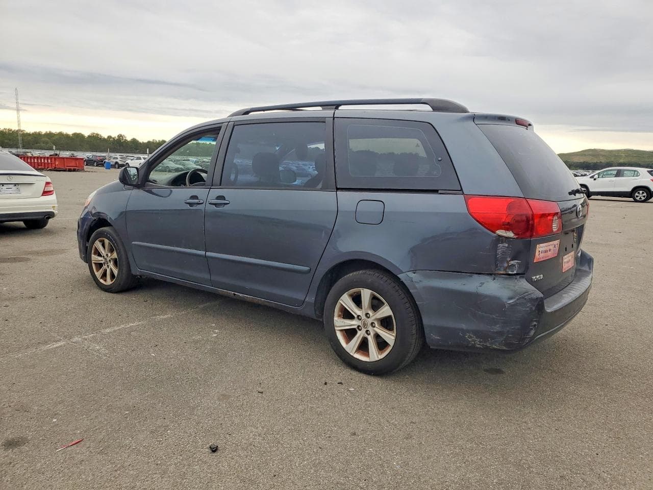 2008 Toyota Sienna L - foto 2