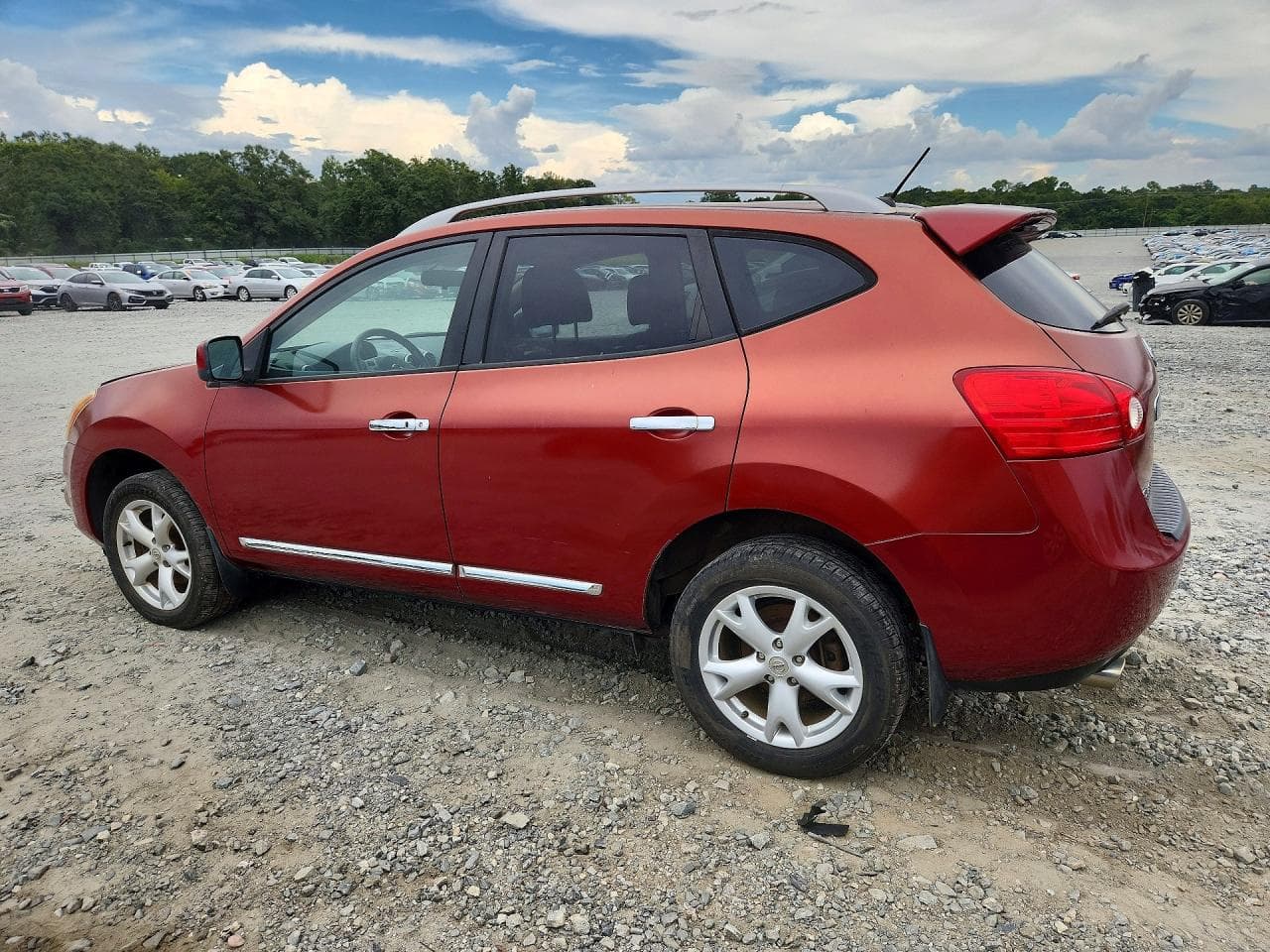 2011 Nissan Rogue S - foto 2