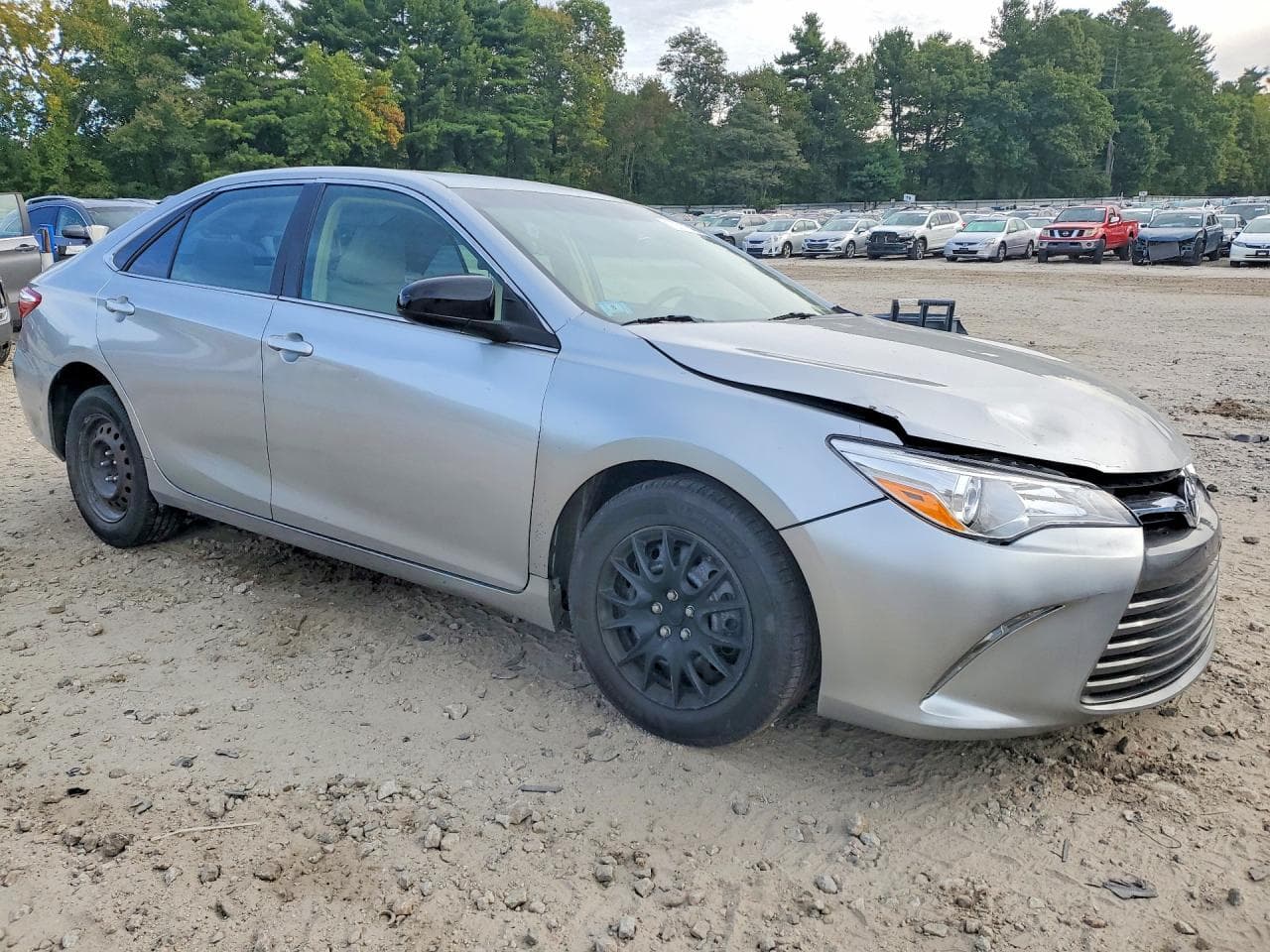 2017 Toyota Camry Le - foto 4
