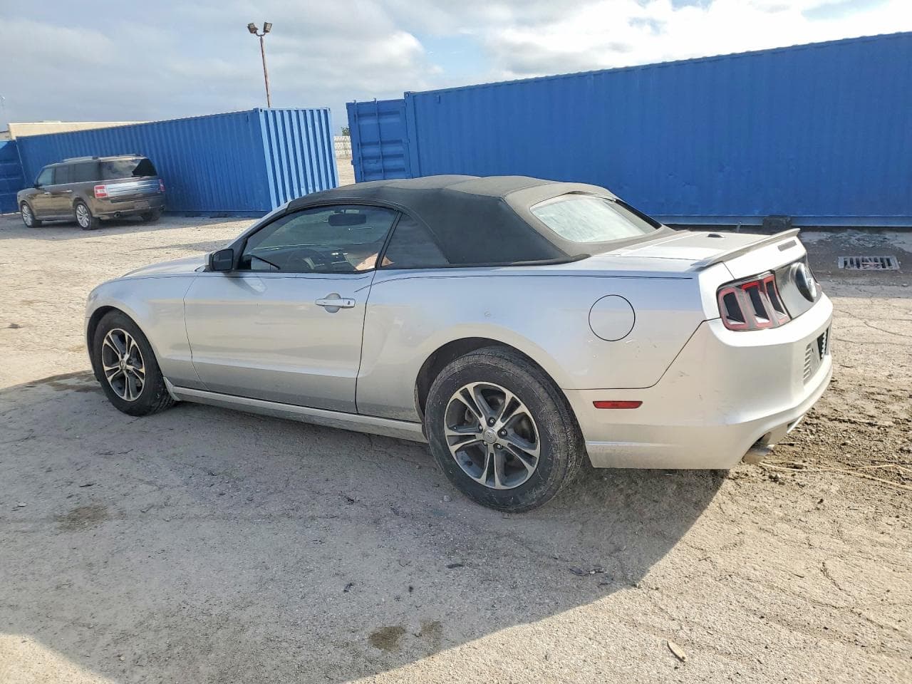 2014 Ford Mustang - foto 2