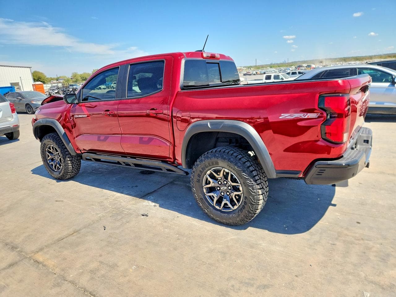 2026 Chevrolet Trackerzr2 - foto 2