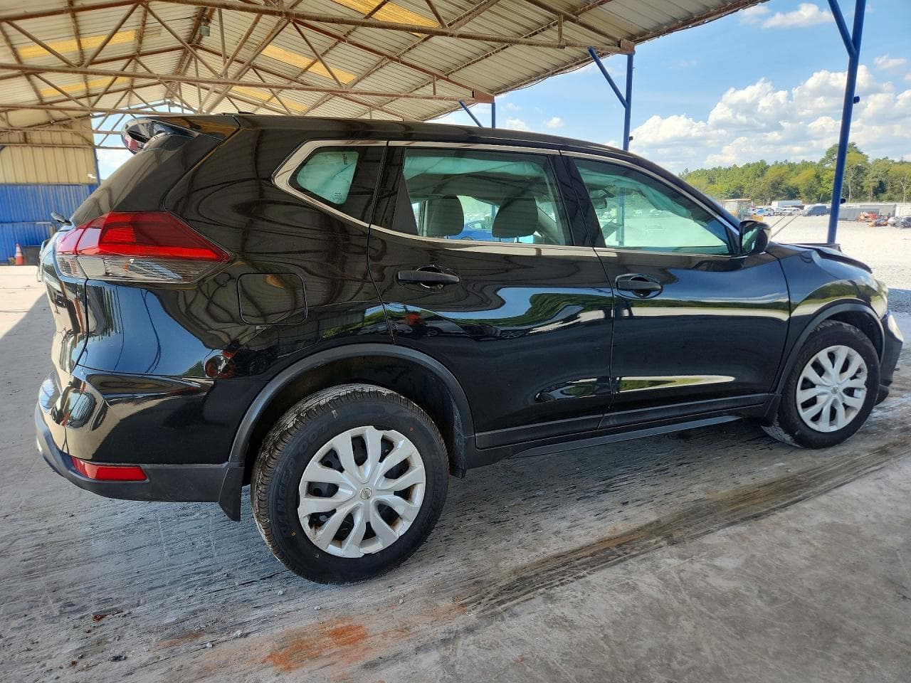 2018 Nissan Rogue S - foto 3