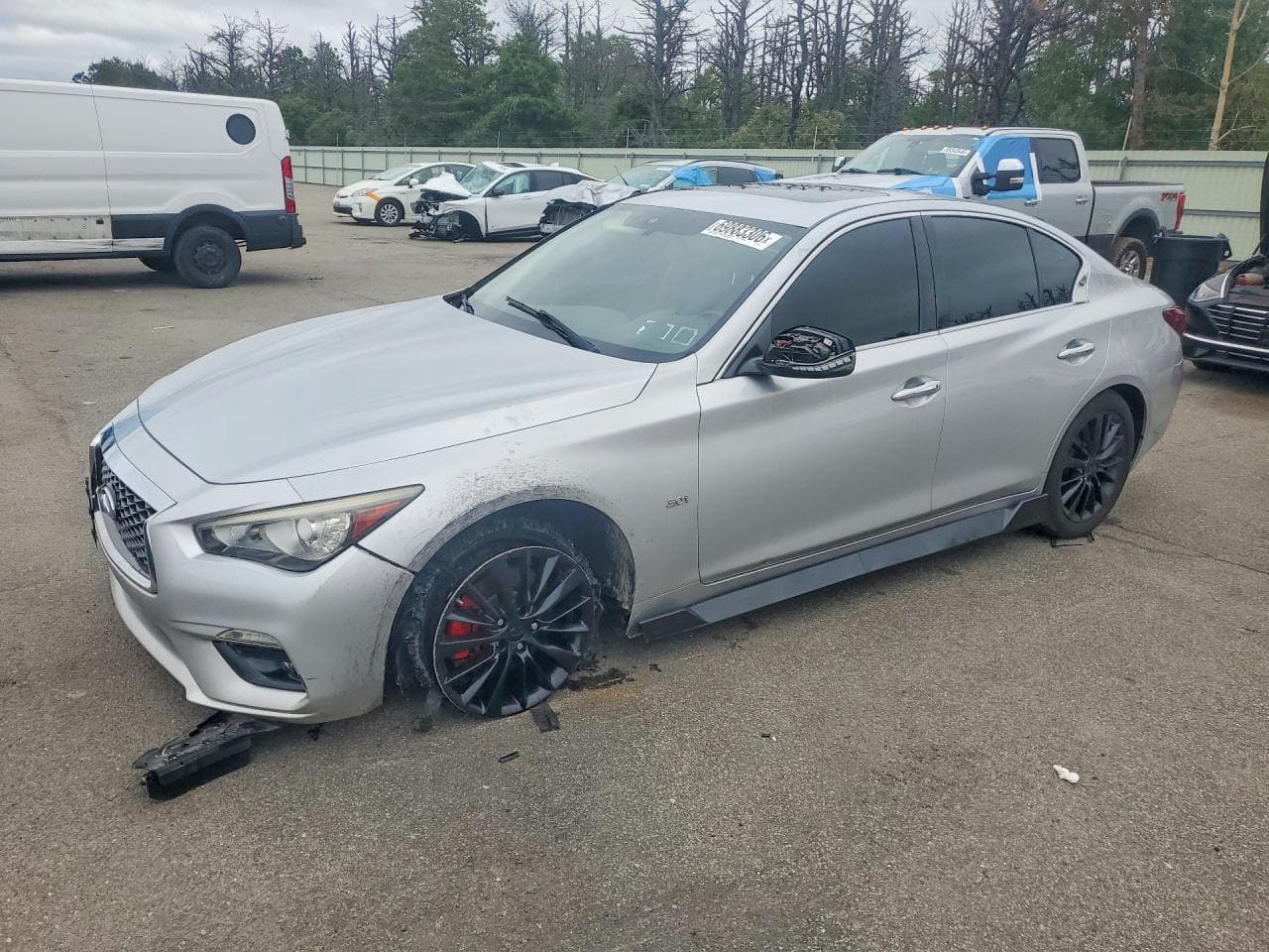 Infiniti Q50 2018 z USA