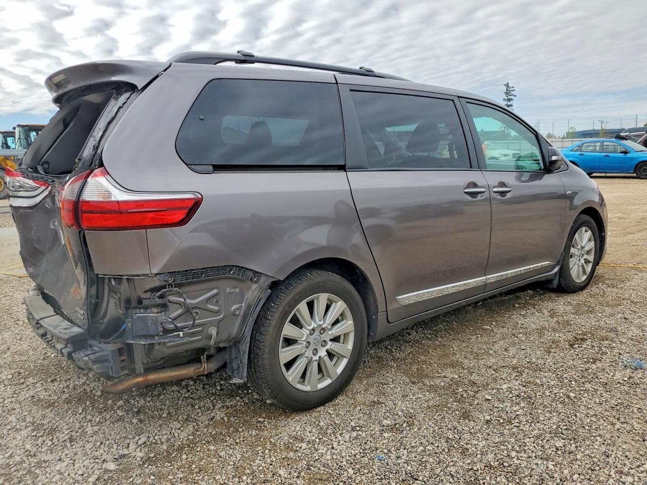 2017 Toyota Sienna Limited Premium 7-Passenger - foto 3