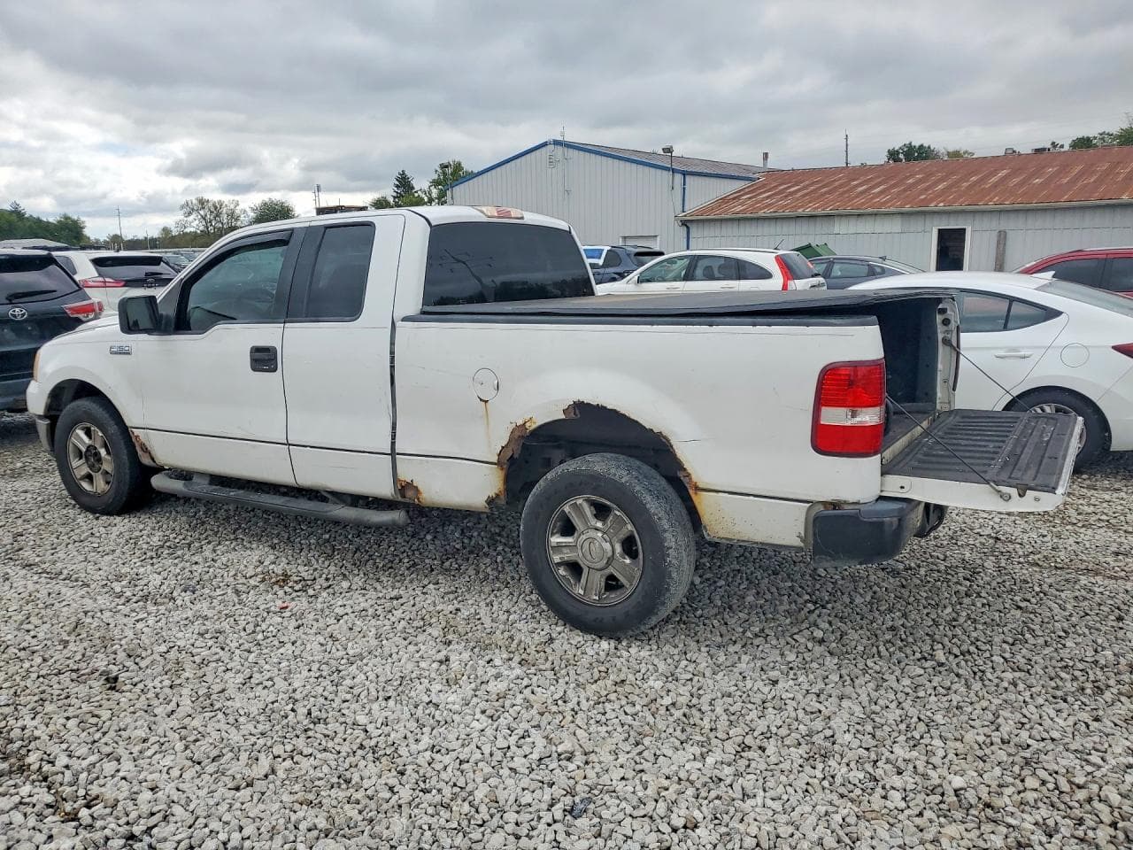 2004 Ford F150 - foto 2
