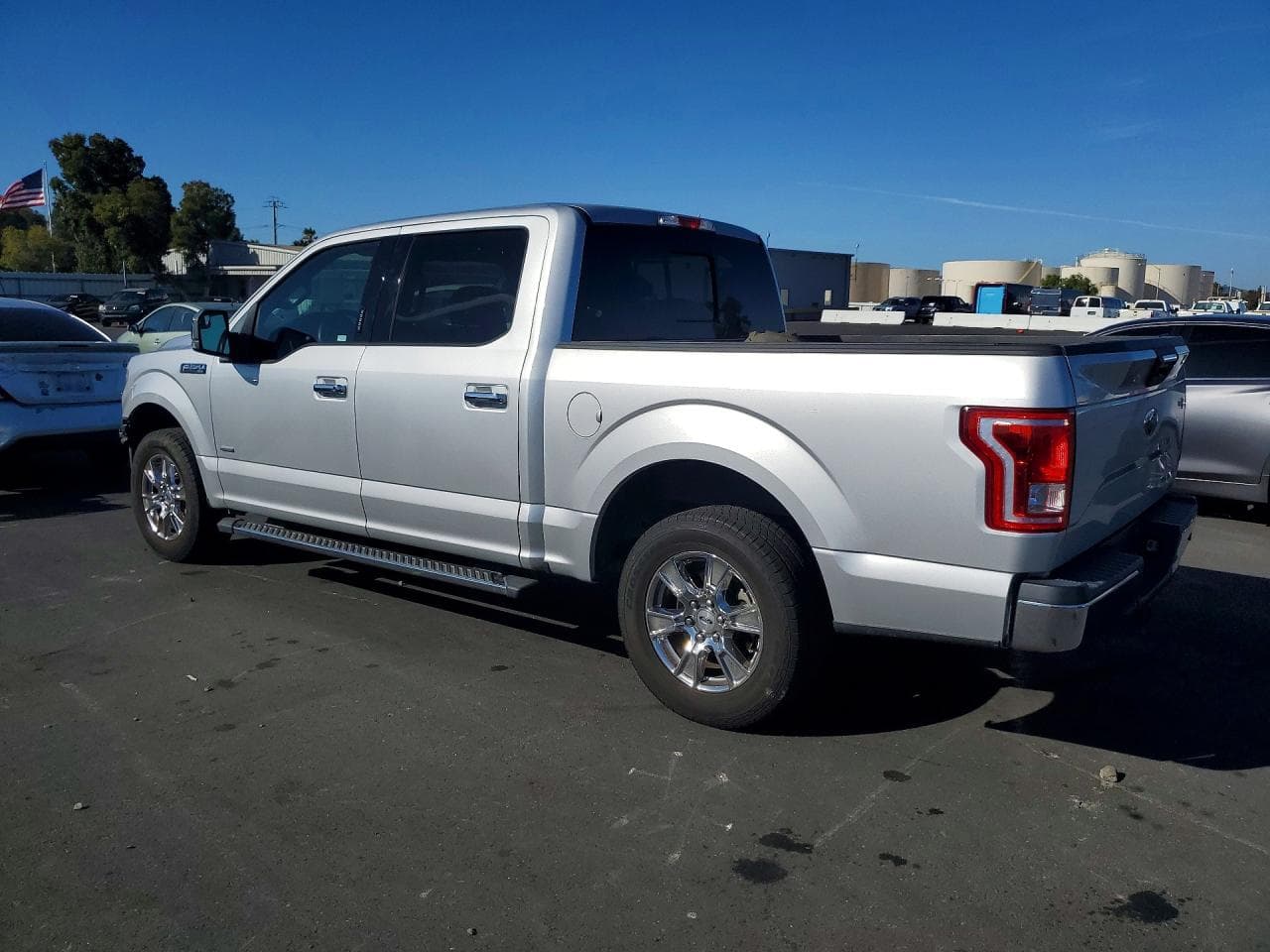 2015 Ford F150 Supercrew - foto 2