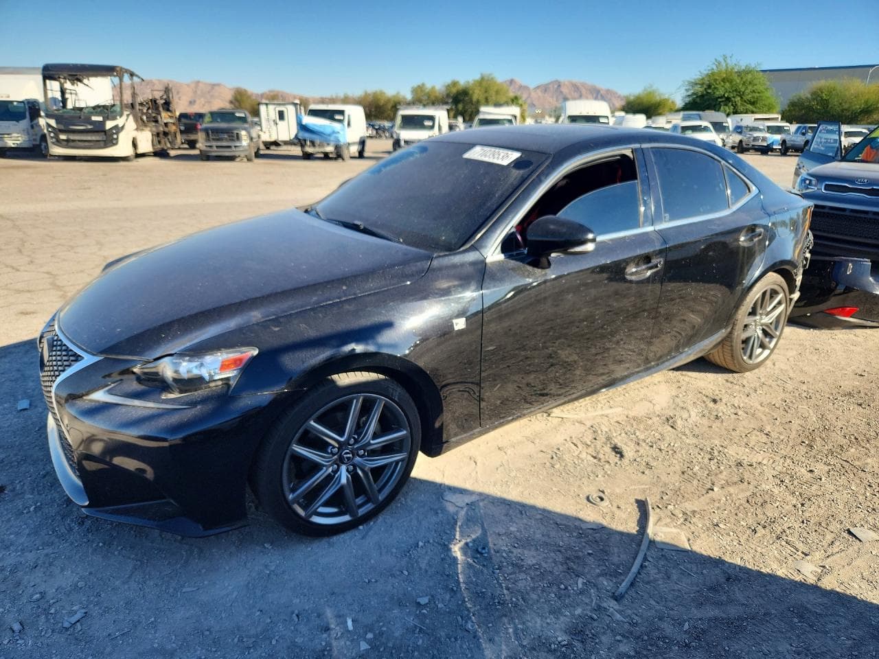 Lexus IS 2015 z USA
