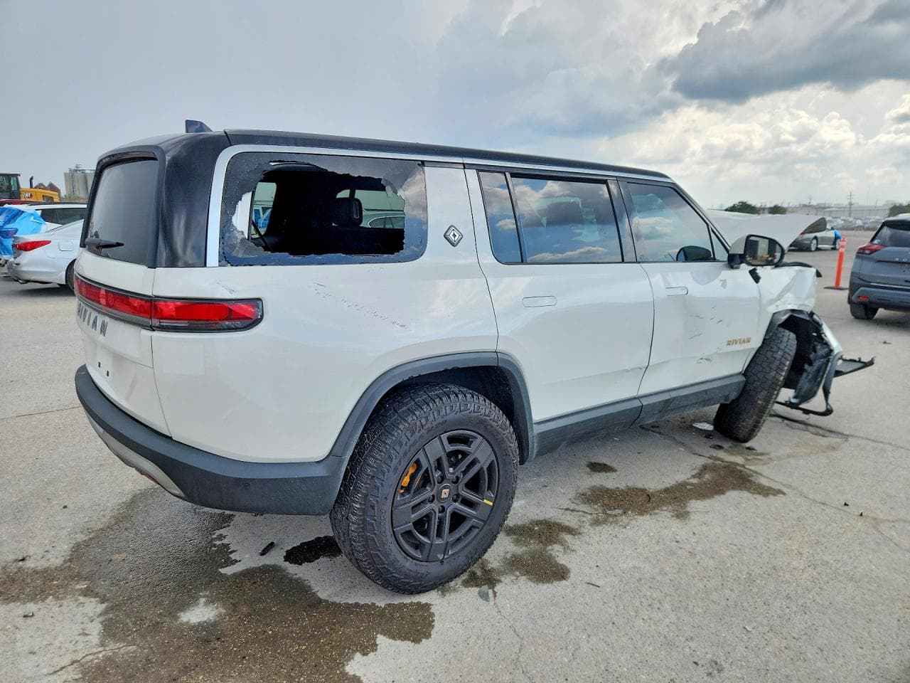 2023 Rivian R1S Launch Edition - foto 3