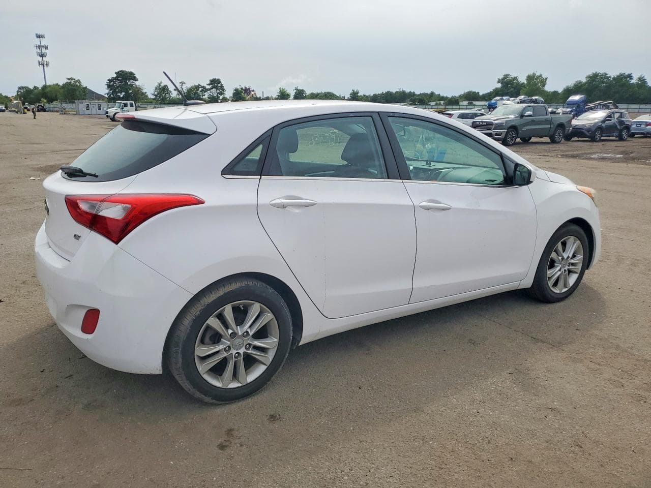 2015 Hyundai Elantra Gt Base - foto 3