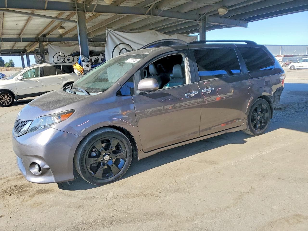2013 Toyota Sienna Sport