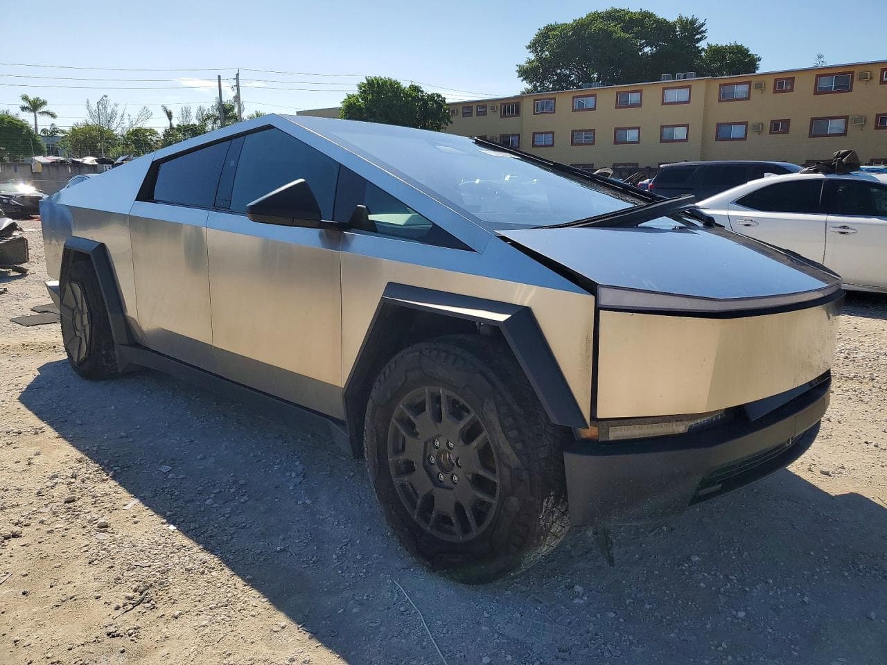 2025 Tesla Cybertruck - foto 4