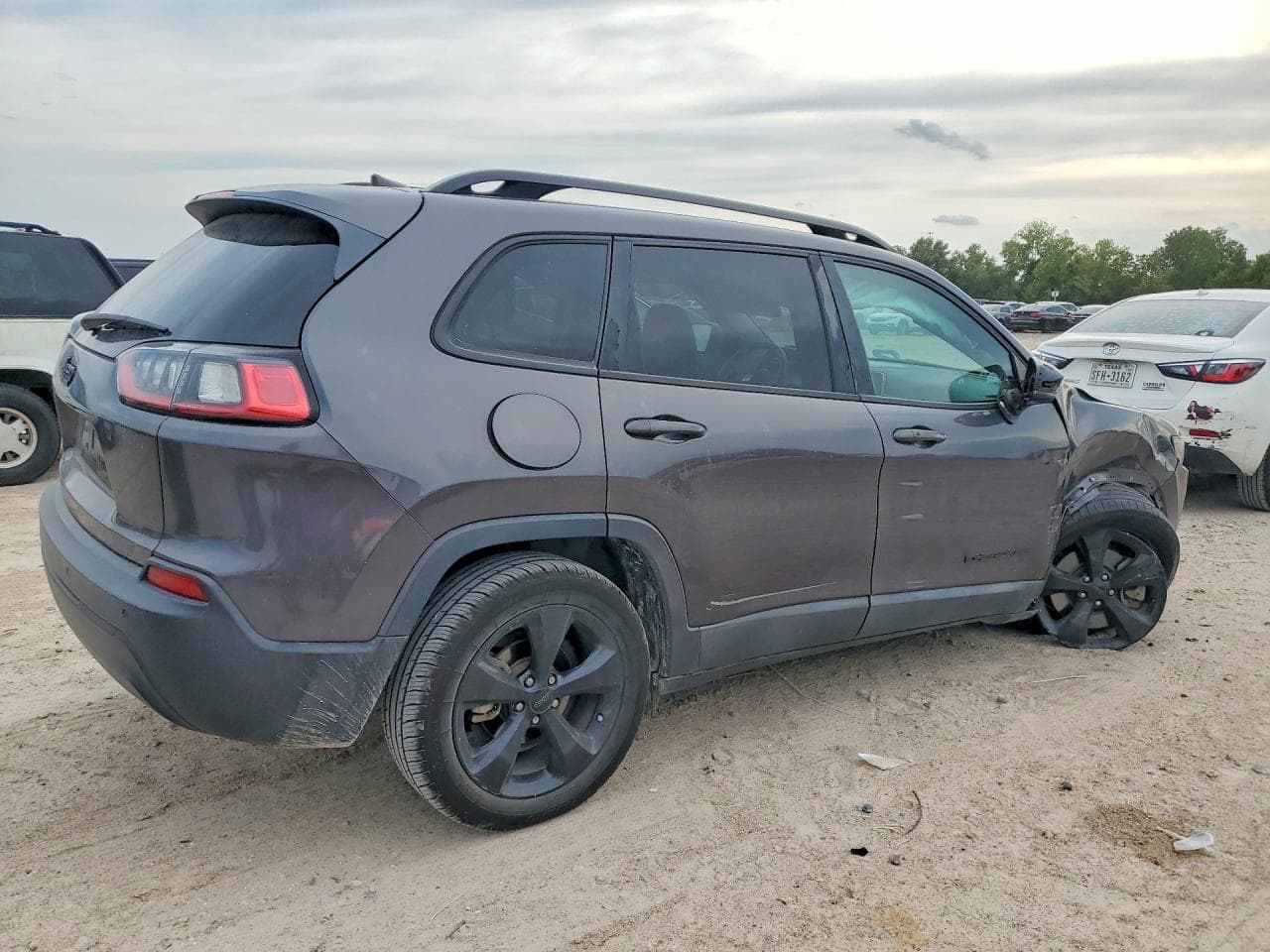 2020 Jeep Cherokee Latitude Plus - foto 3