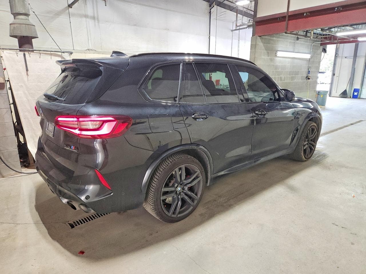 2023 BMW X5 M - foto 3