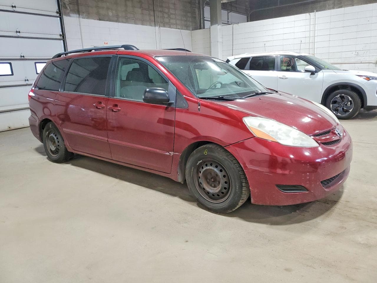 2008 Toyota Sienna Le 7-Passenger - foto 4