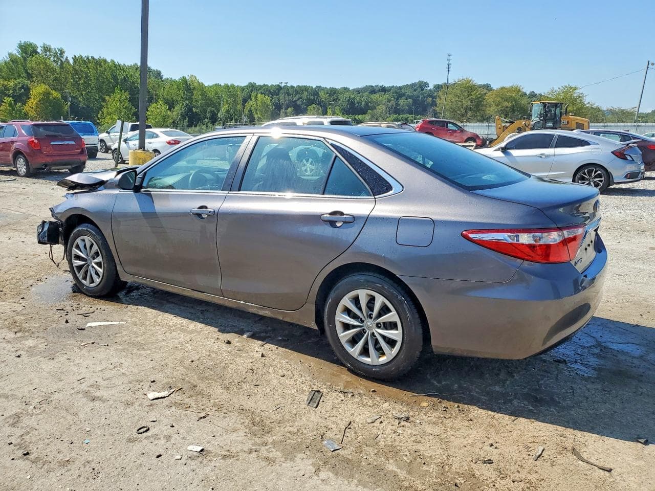 2017 Toyota Camry Le - foto 2