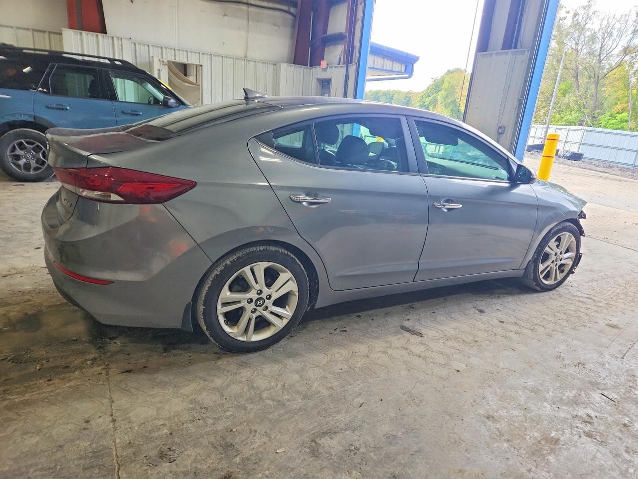 2017 Hyundai Elantra Limited - foto 3