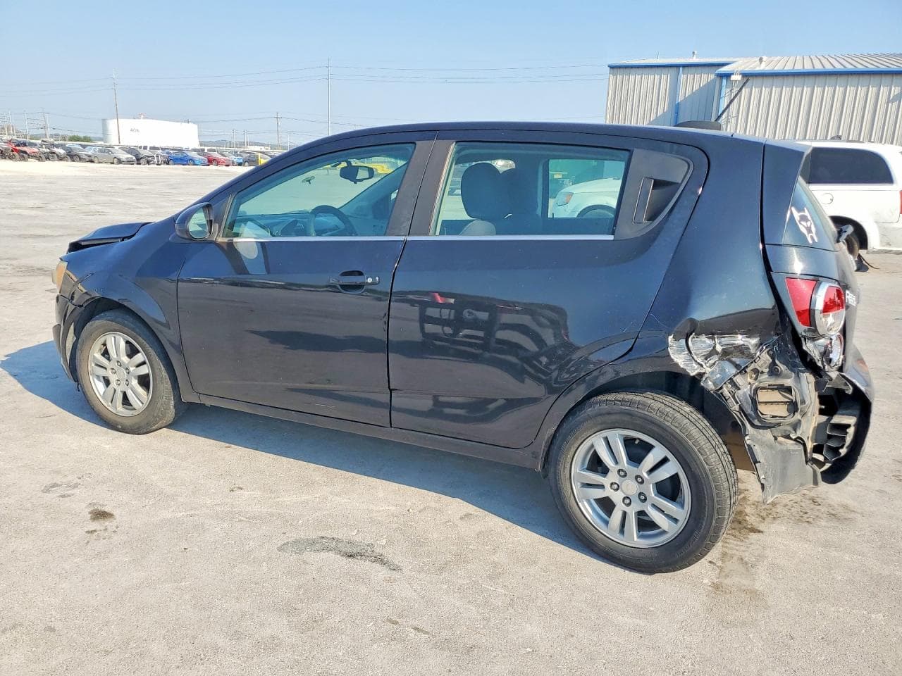 2015 Chevrolet Sonic Lt - foto 2