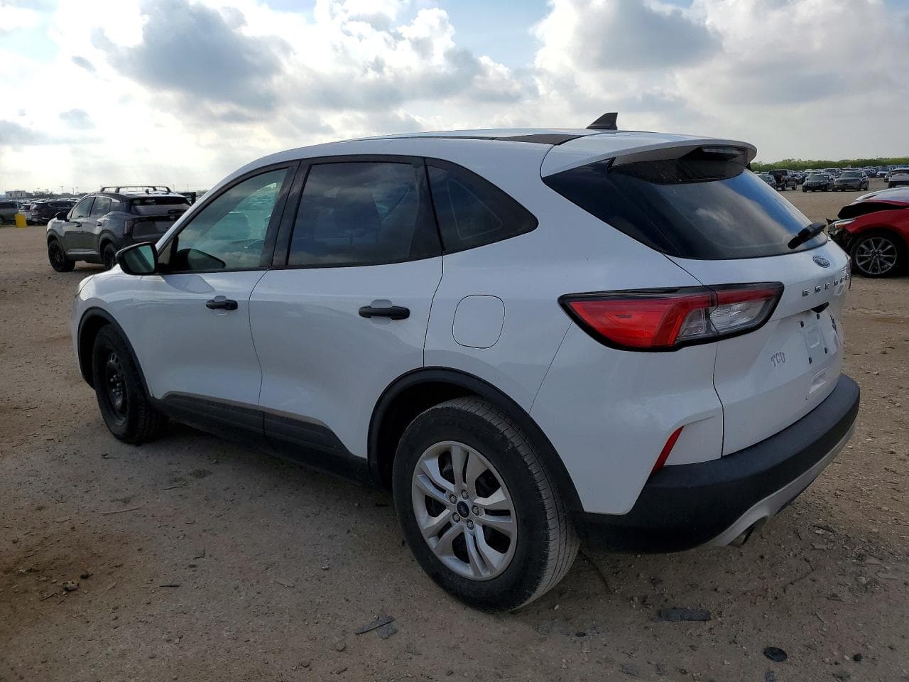2020 Ford Escape S - foto 2