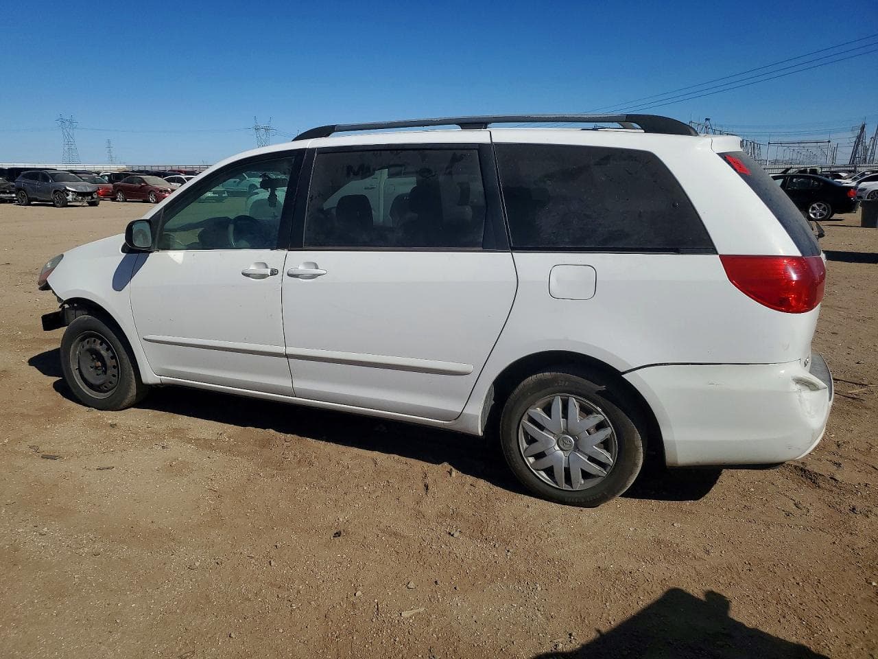 2008 Toyota Sienna Le 8-Passenger - foto 2