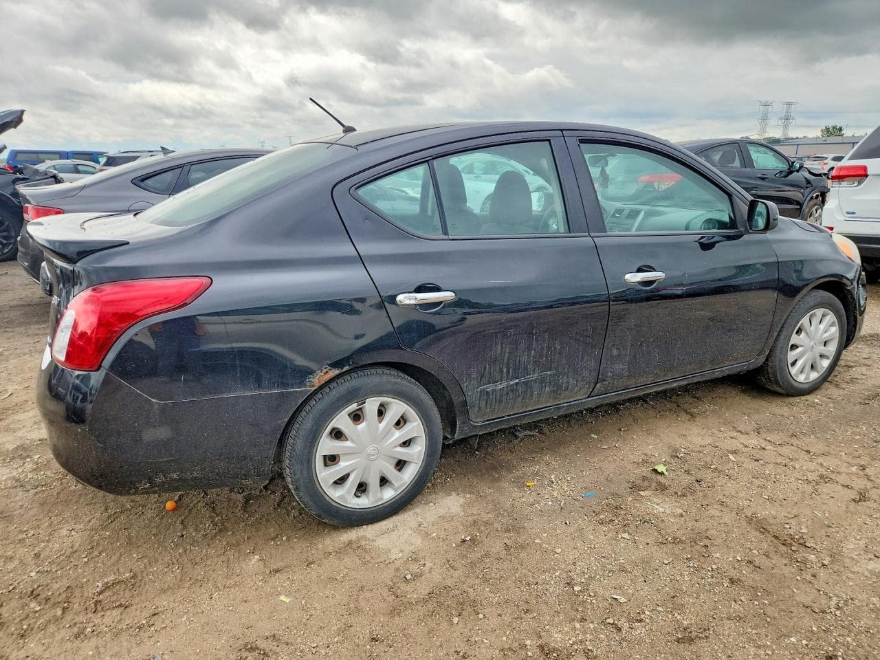 2013 Nissan Versa 1.6 S - foto 3