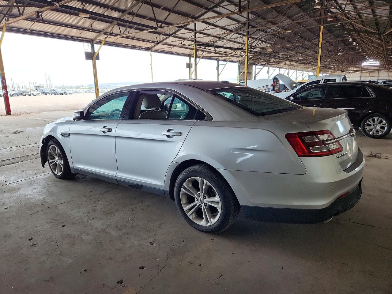 2014 Ford Taurus Sel - foto 2
